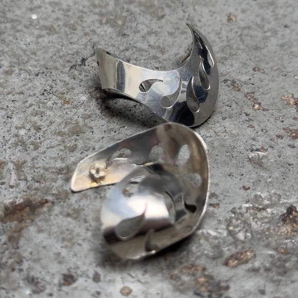 Vintage Sterling Silver Unique Southwest Teardrop Earrings - Picture 5 of 8